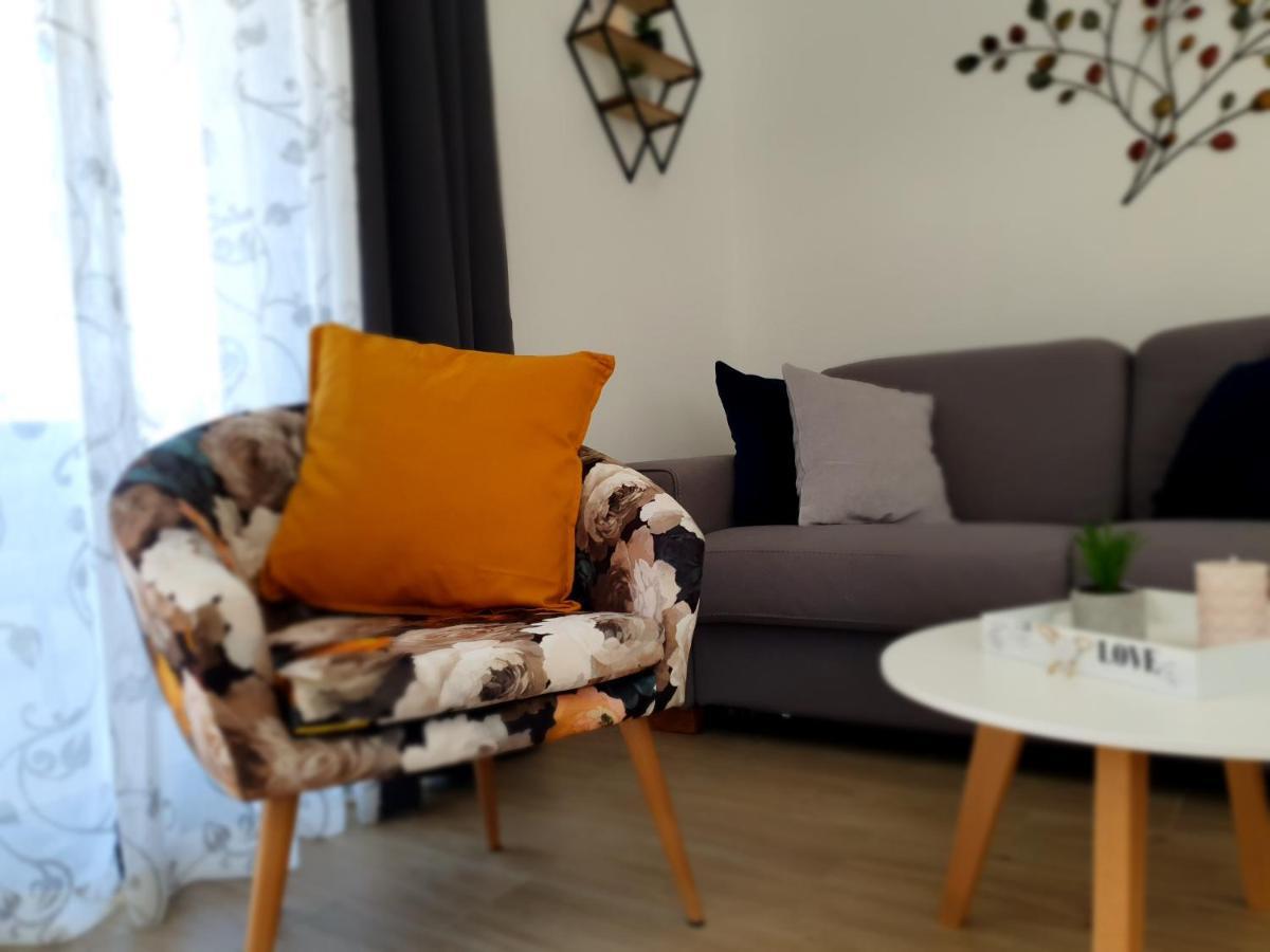 Villa La Vita Baška Voda Zewnętrze zdjęcie
