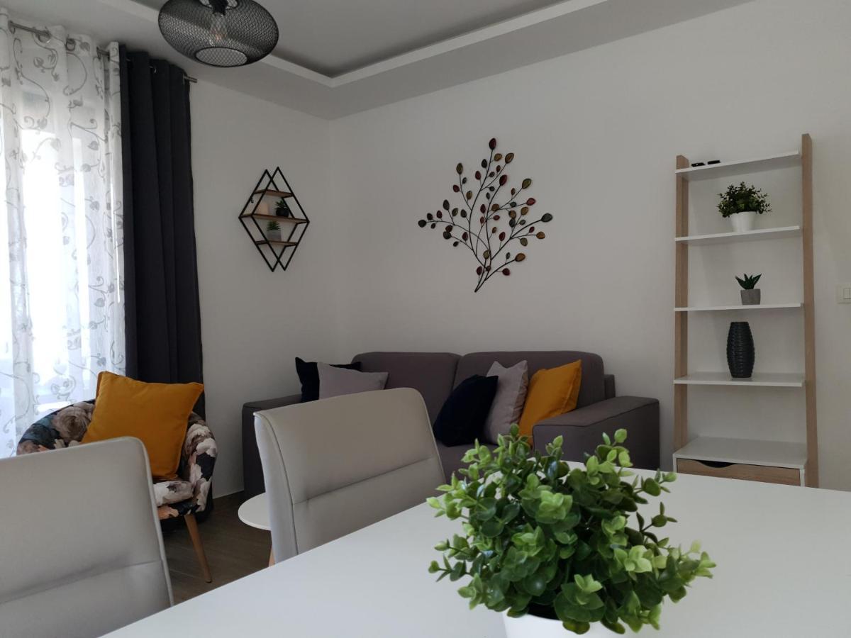Villa La Vita Baška Voda Zewnętrze zdjęcie
