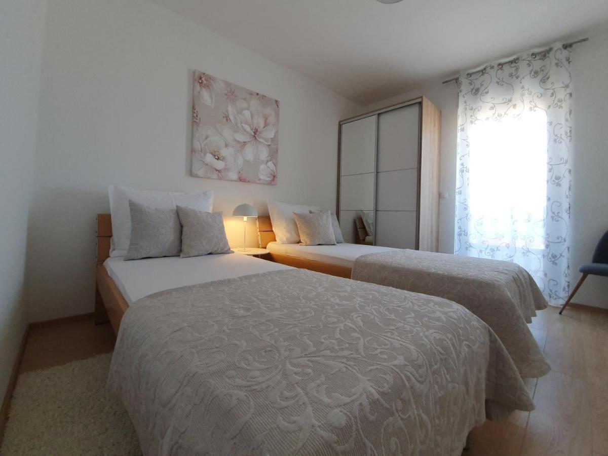 Villa La Vita Baška Voda Zewnętrze zdjęcie